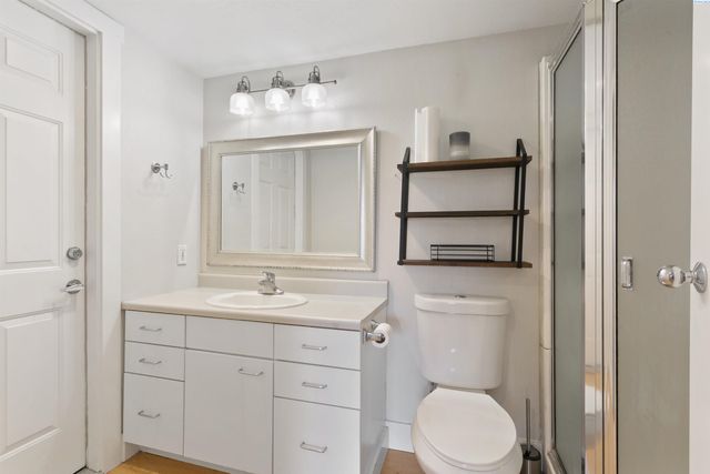 245 High Meadows St, Richland, WA 99352