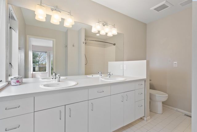 245 High Meadows St, Richland, WA 99352