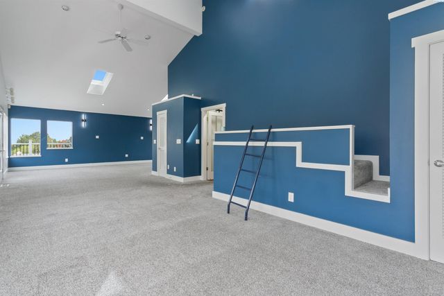 245 High Meadows St, Richland, WA 99352