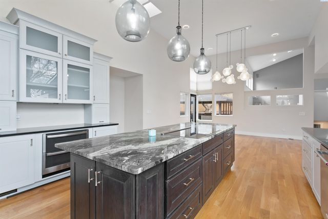 245 High Meadows St, Richland, WA 99352