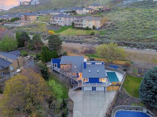 245 High Meadows St, Richland, WA 99352