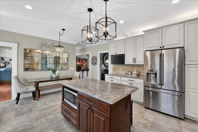 12404 Cedar Moor Drive, Saint Louis, MO 63131