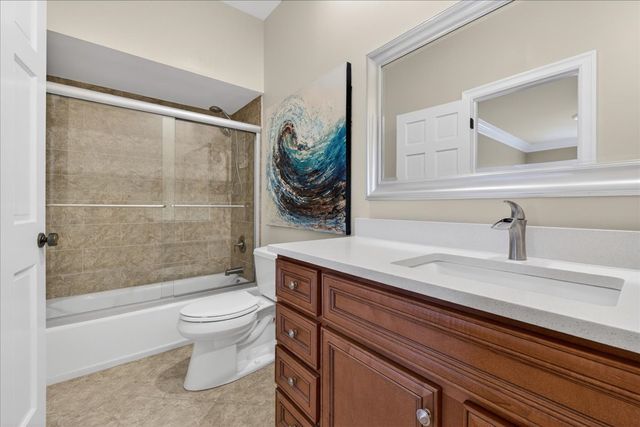 12404 Cedar Moor Drive, Saint Louis, MO 63131
