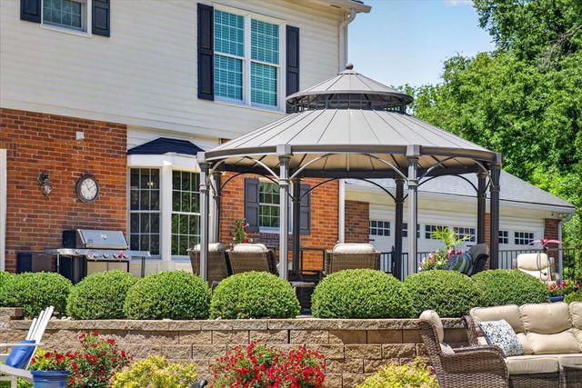 12404 Cedar Moor Drive, Saint Louis, MO 63131