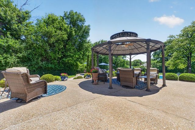 12404 Cedar Moor Drive, Saint Louis, MO 63131