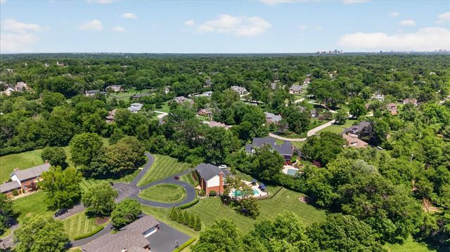12404 Cedar Moor Drive, Saint Louis, MO 63131