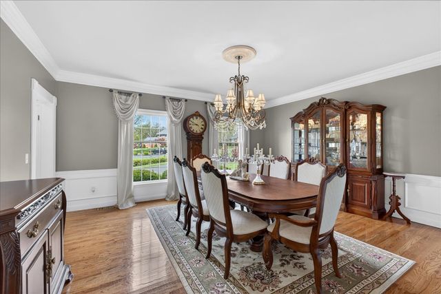 12404 Cedar Moor Drive, Saint Louis, MO 63131