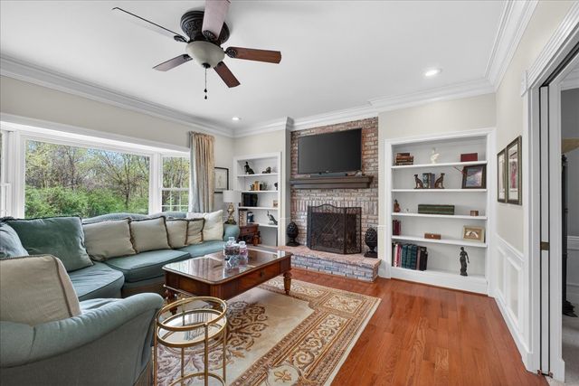 12404 Cedar Moor Drive, Saint Louis, MO 63131