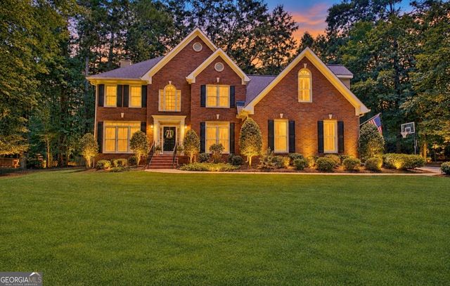 370 Stonehaven Drive, Fayetteville, GA 30215