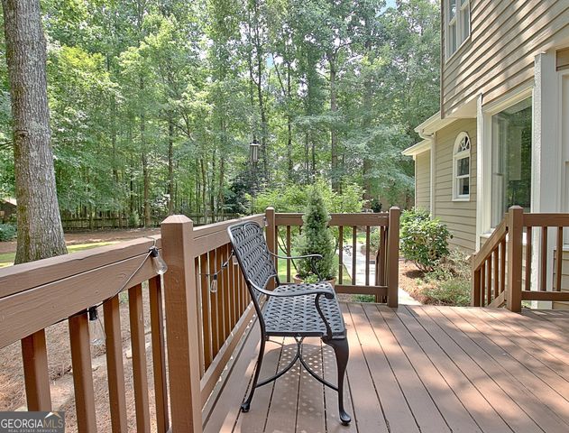370 Stonehaven Drive, Fayetteville, GA 30215