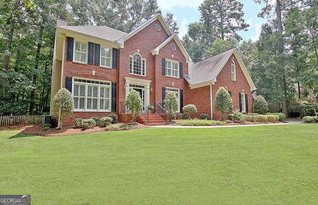 370 Stonehaven Drive, Fayetteville, GA 30215