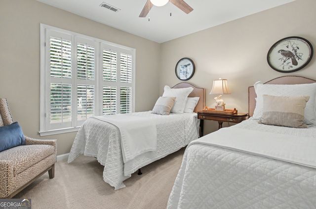 370 Stonehaven Drive, Fayetteville, GA 30215