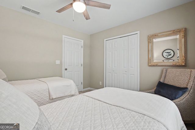 370 Stonehaven Drive, Fayetteville, GA 30215