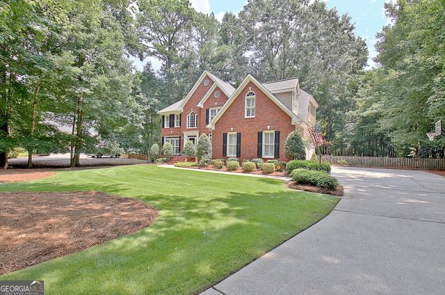 370 Stonehaven Drive, Fayetteville, GA 30215
