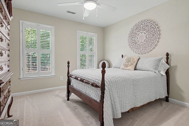 370 Stonehaven Drive, Fayetteville, GA 30215