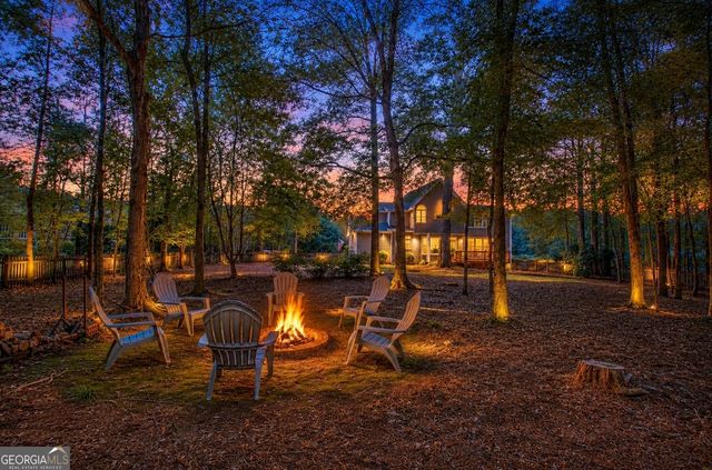 370 Stonehaven Drive, Fayetteville, GA 30215