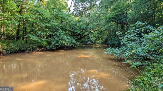370 Stonehaven Drive, Fayetteville, GA 30215