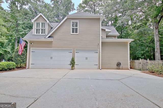370 Stonehaven Drive, Fayetteville, GA 30215