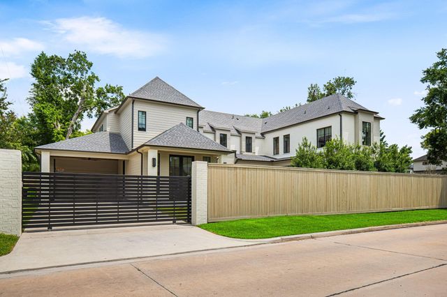 8722 Lupton Lane, Houston, TX 77055