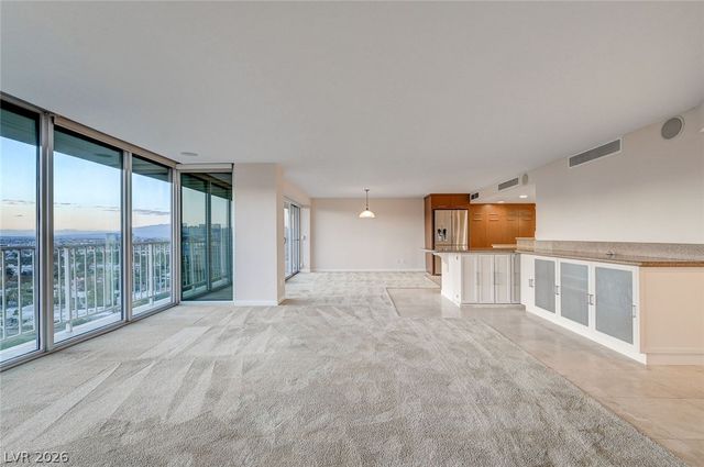 3111 Bel Air Drive 20E, Las Vegas, NV 89109