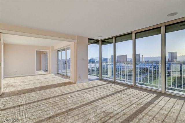 3111 Bel Air Drive 20E, Las Vegas, NV 89109