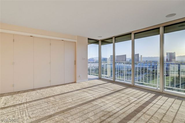 3111 Bel Air Drive 20E, Las Vegas, NV 89109