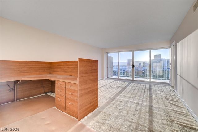 3111 Bel Air Drive 20E, Las Vegas, NV 89109