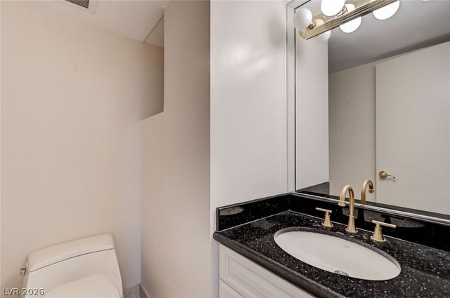3111 Bel Air Drive 20E, Las Vegas, NV 89109