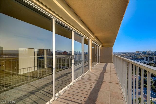 3111 Bel Air Drive 20E, Las Vegas, NV 89109