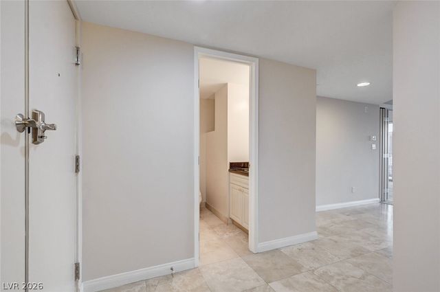 3111 Bel Air Drive 20E, Las Vegas, NV 89109
