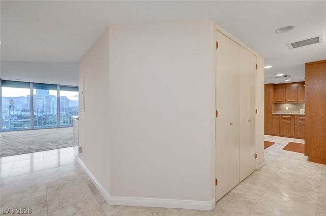 3111 Bel Air Drive 20E, Las Vegas, NV 89109