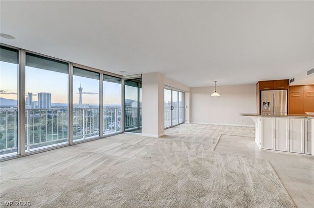 3111 Bel Air Drive 20E, Las Vegas, NV 89109