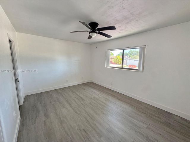 6901 SW 10th Ct, Pembroke Pines, FL 33023