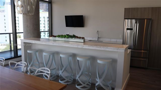 201 SW 17th Rd 606, Miami, FL 33129