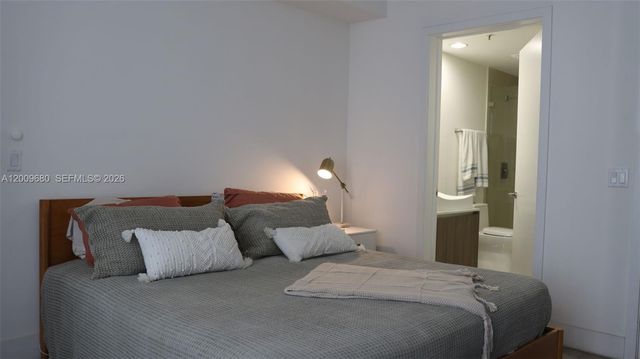 201 SW 17th Rd 606, Miami, FL 33129