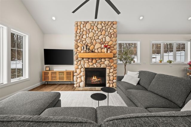70037 Winding Pines Parkway, Niles, MI 49120