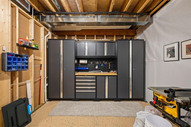 70037 Winding Pines Parkway, Niles, MI 49120