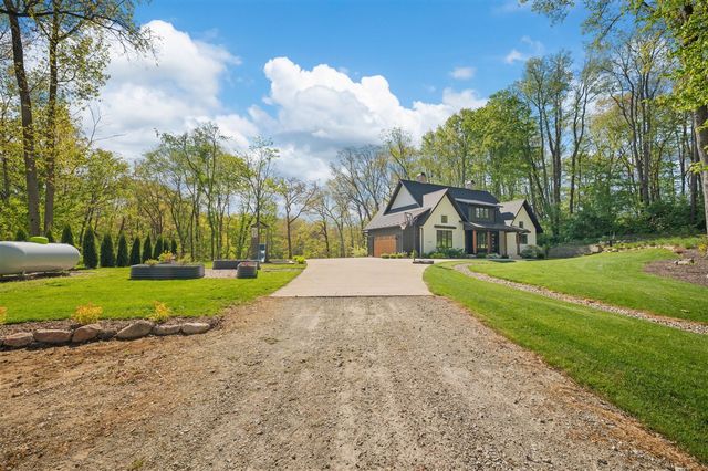 70037 Winding Pines Parkway, Niles, MI 49120