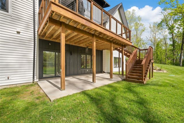 70037 Winding Pines Parkway, Niles, MI 49120