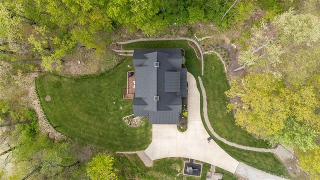 70037 Winding Pines Parkway, Niles, MI 49120