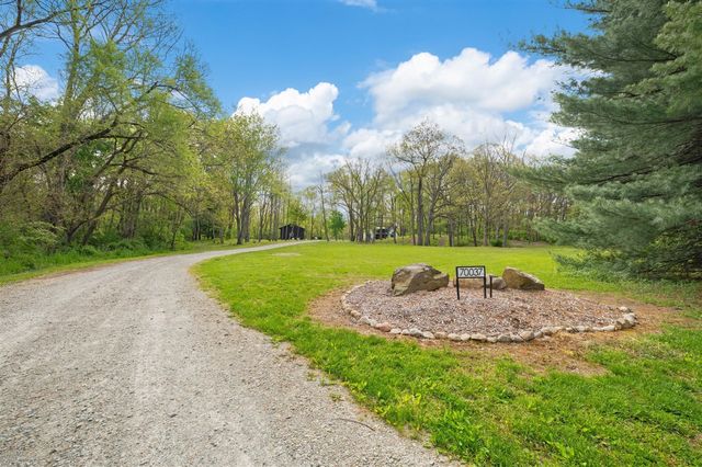 70037 Winding Pines Parkway, Niles, MI 49120