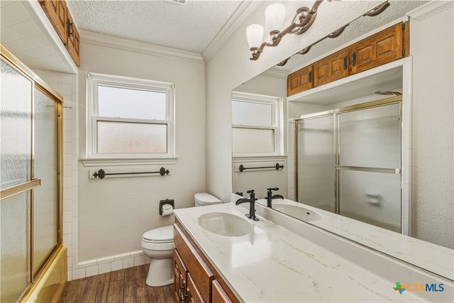 606 E Briarwood Lane, Harker Heights, TX 76548