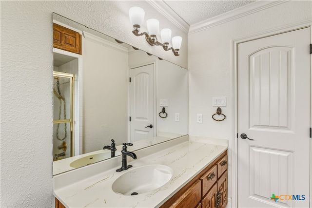 606 E Briarwood Lane, Harker Heights, TX 76548