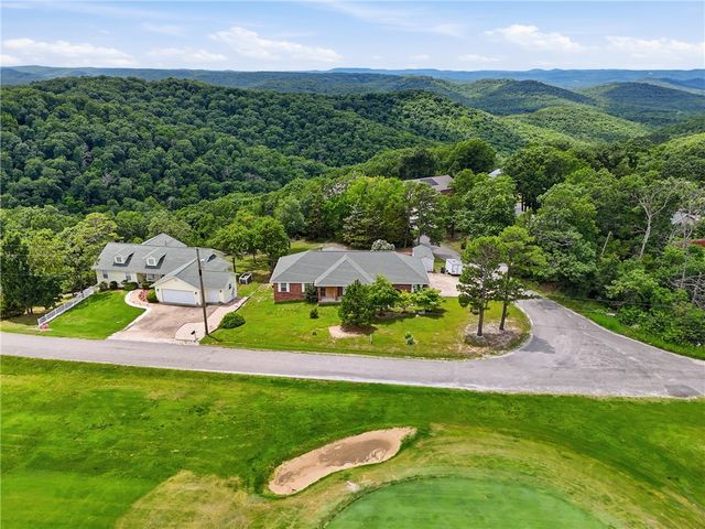 21 La Costa Drive, Holiday Island, AR 72631