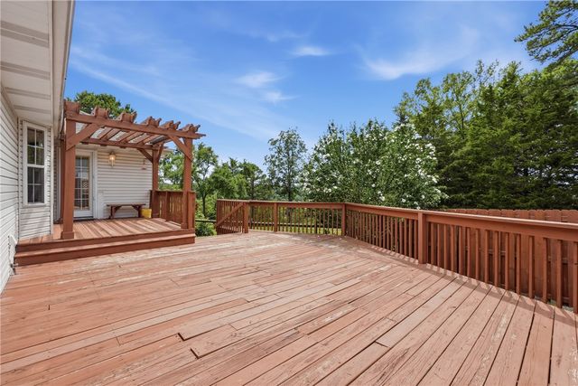 21 La Costa Drive, Holiday Island, AR 72631