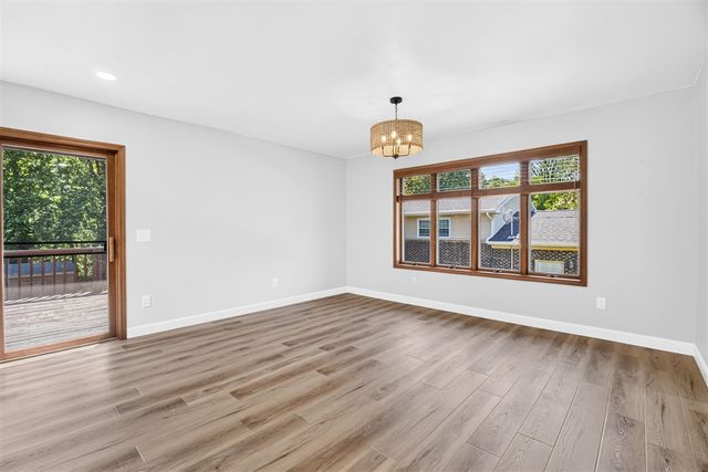 15 Bayshore Drive, Battle Creek, MI 49015