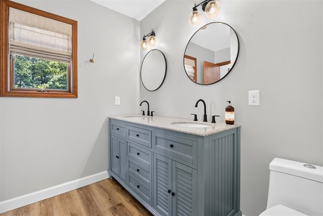 15 Bayshore Drive, Battle Creek, MI 49015