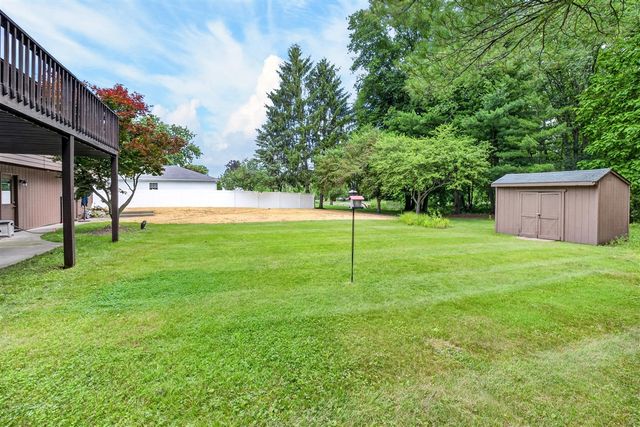 15 Bayshore Drive, Battle Creek, MI 49015