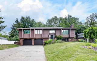 15 Bayshore Drive, Battle Creek, MI 49015
