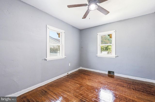 114 SOMERSET ST, Trenton, NJ 08638